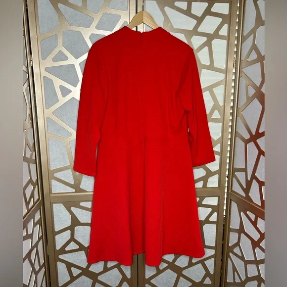 Elegant Red Wrap Dress - Picture 2 of 3